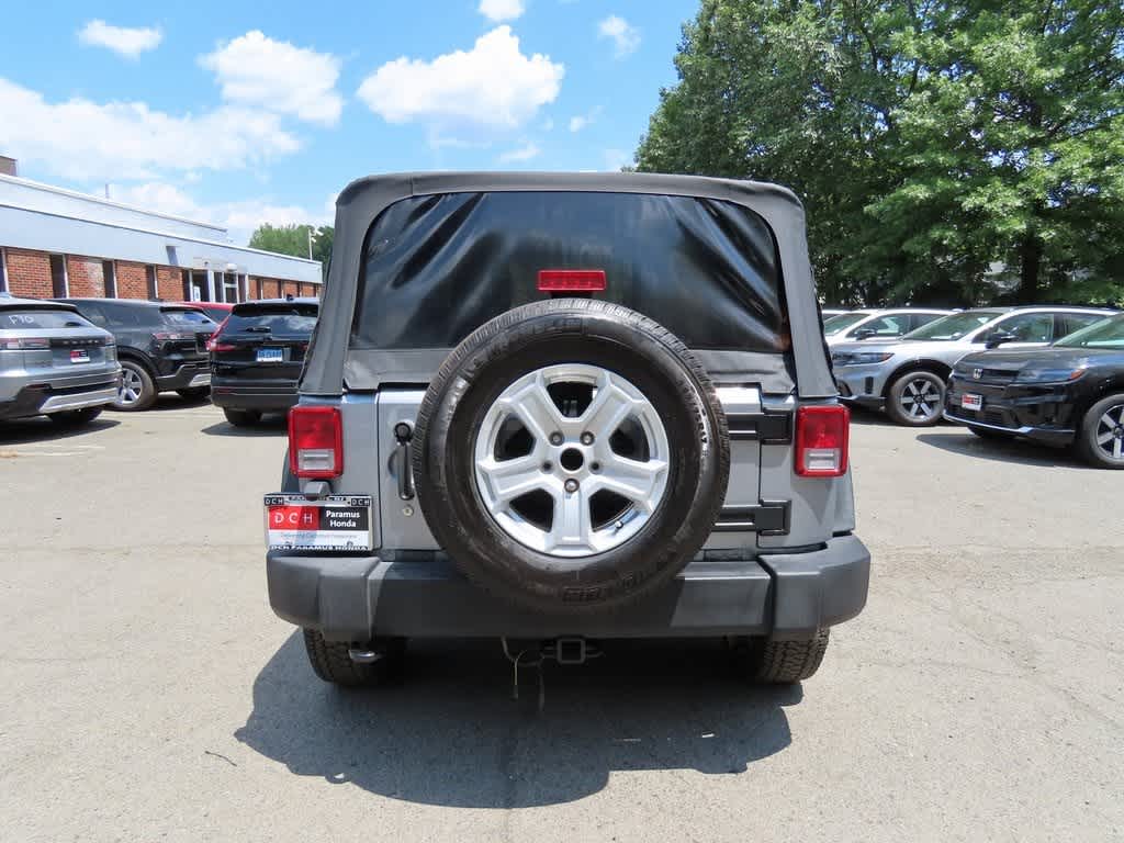 Thumbnail: 2014 Jeep Wrangler - 5