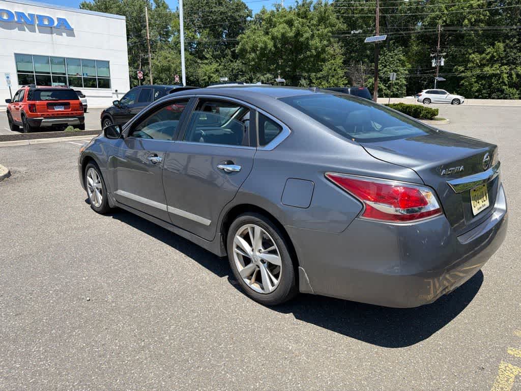 Thumbnail: 2015 Nissan Altima - 8