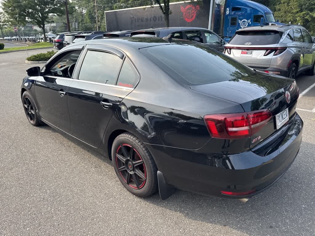 Thumbnail: 2016 Volkswagen Jetta - 9
