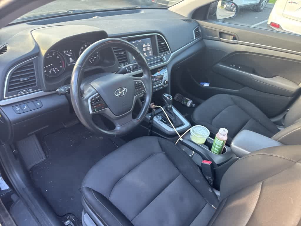 Thumbnail: 2018 Hyundai Elantra - 16