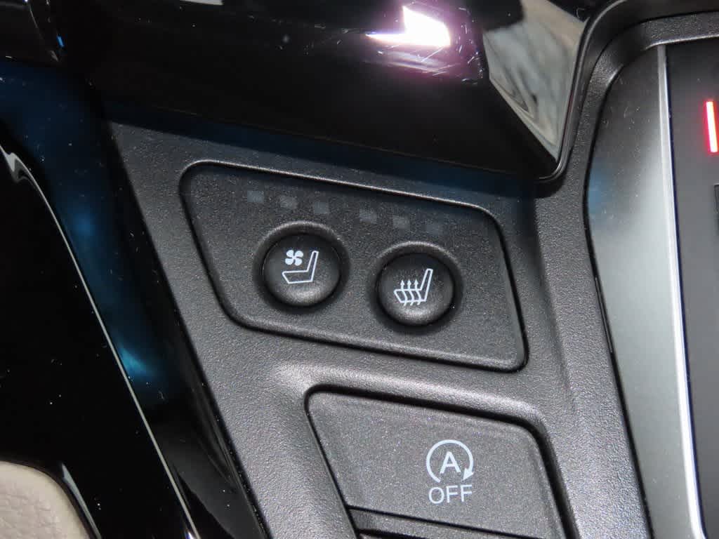 Thumbnail: 2023 Honda Odyssey - 25