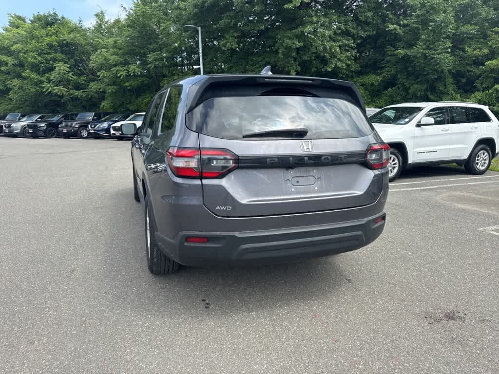 2024 Honda Pilot LX 18