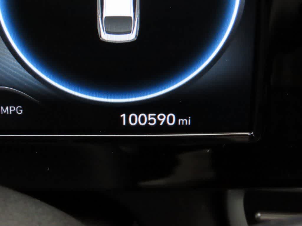 Thumbnail: 2022 Hyundai Elantra - 23