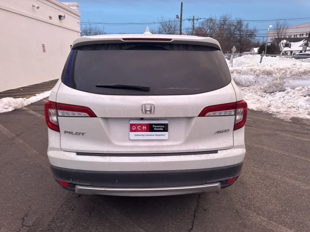 Thumbnail: 2019 Honda Pilot - 12