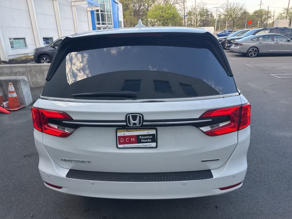 Thumbnail: 2023 Honda Odyssey - 12