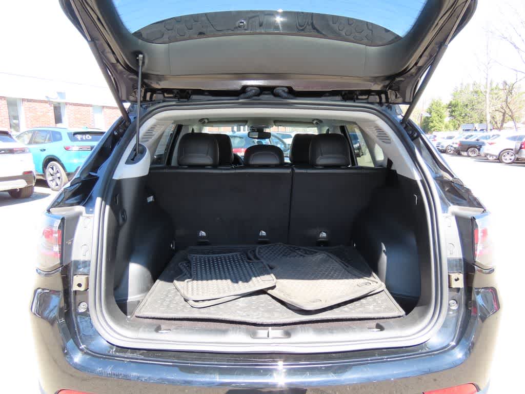 Thumbnail: 2022 Jeep Compass - 13