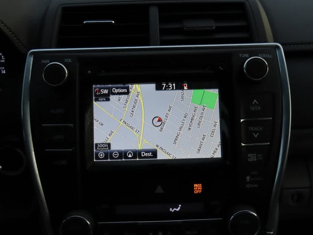 Thumbnail: 2015 Toyota Camry - 19