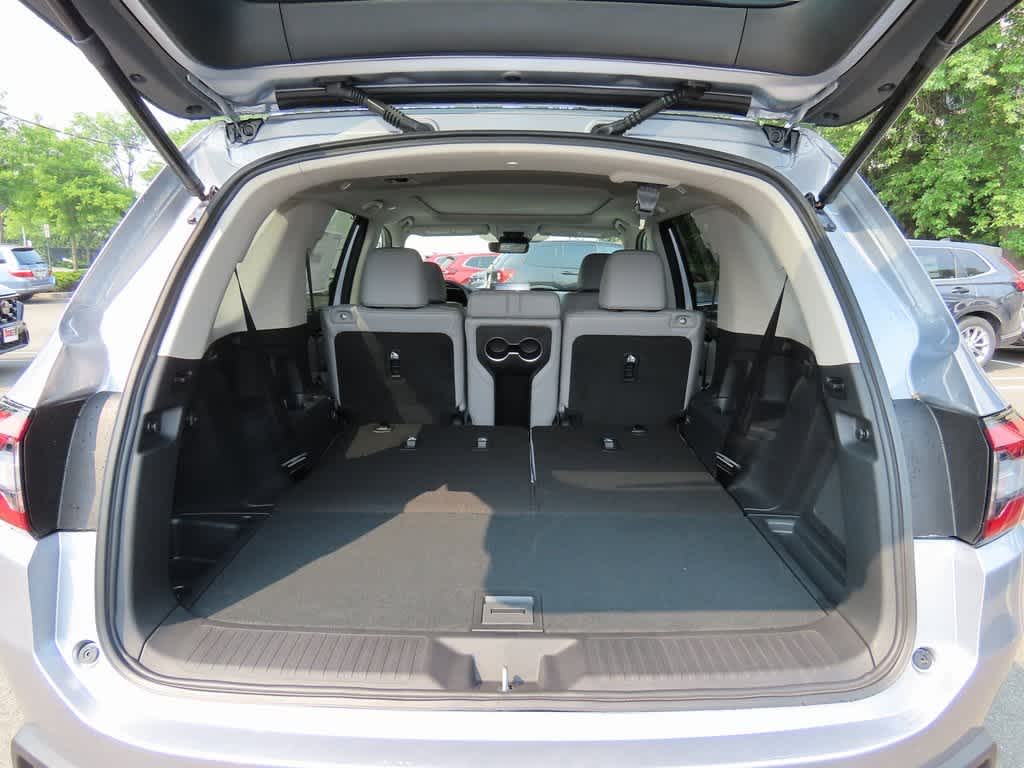 2025 Honda Pilot Touring 11