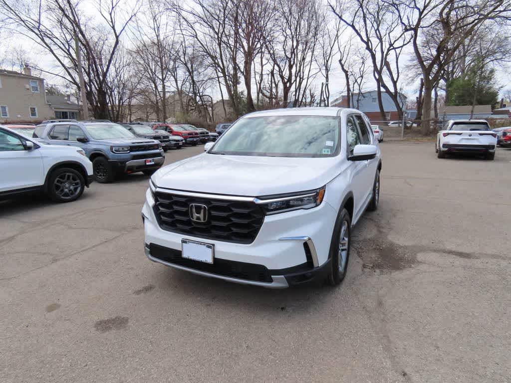 Thumbnail: 2023 Honda Pilot - 1