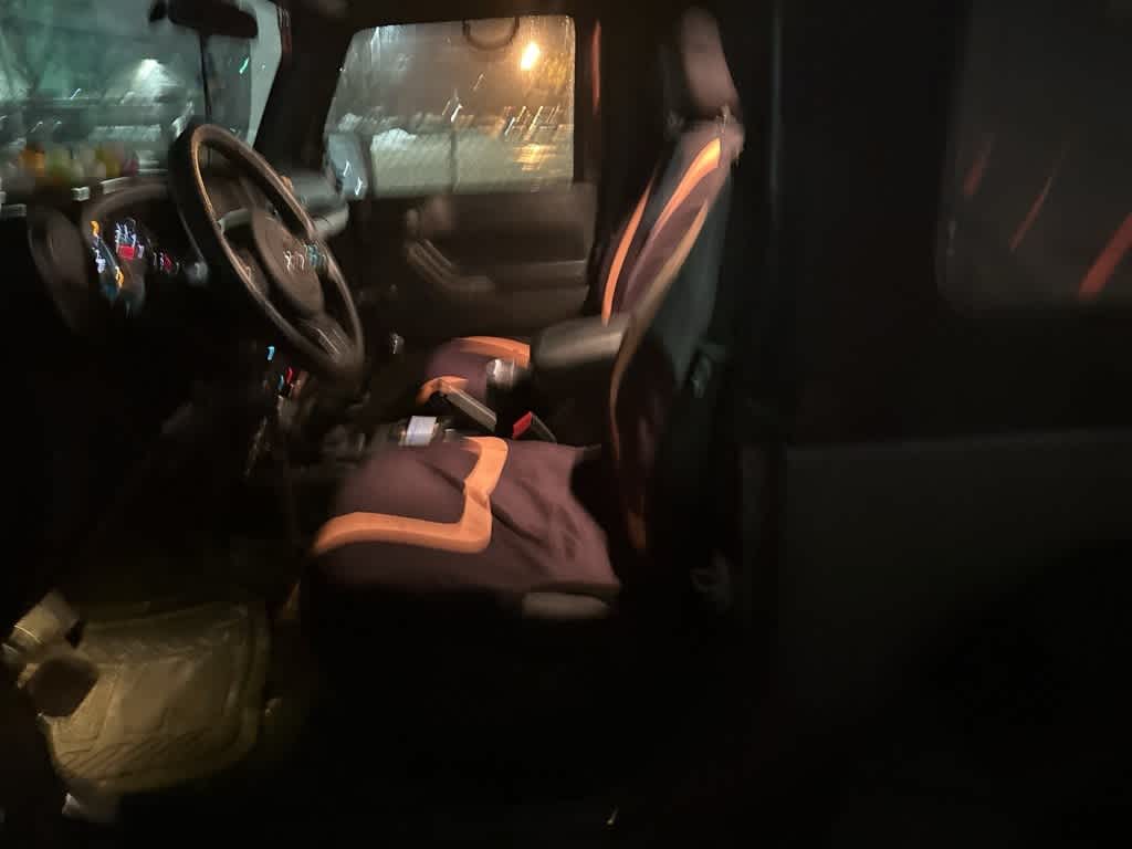 Thumbnail: 2016 Jeep Wrangler - 9