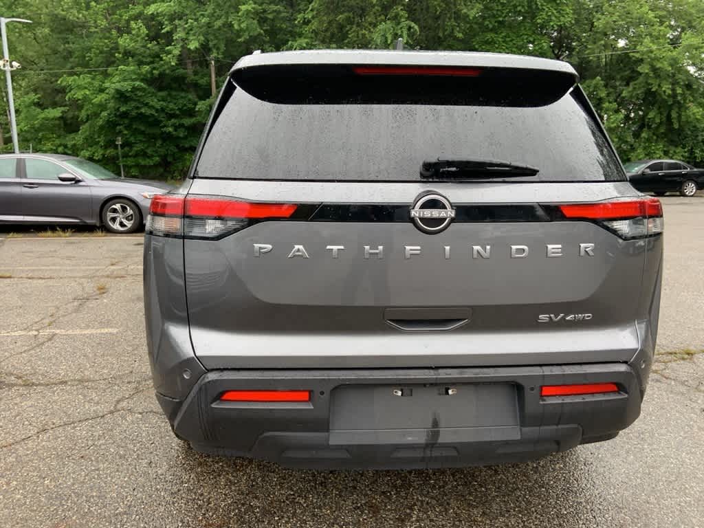 2022 Nissan Pathfinder SV 7