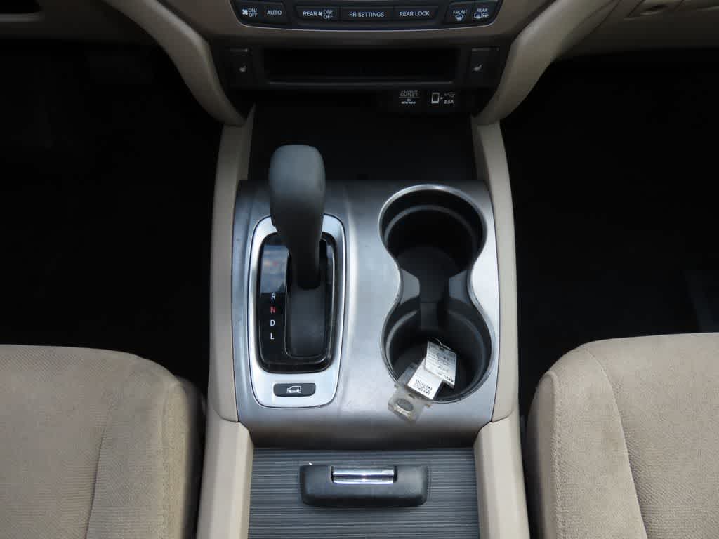 Thumbnail: 2019 Honda Pilot - 24
