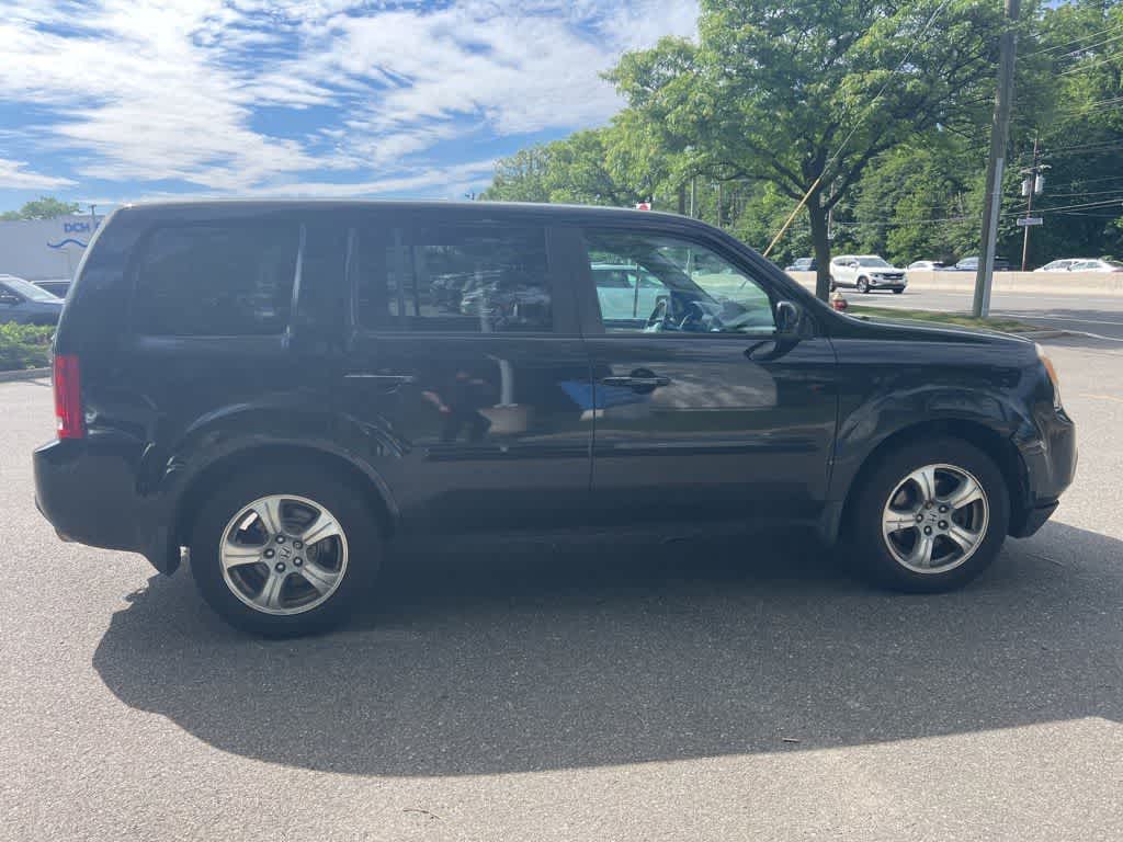 Thumbnail: 2015 Honda Pilot - 17