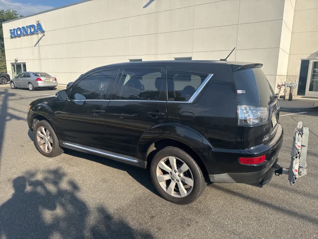 Thumbnail: 2010 Mitsubishi Outlander - 6