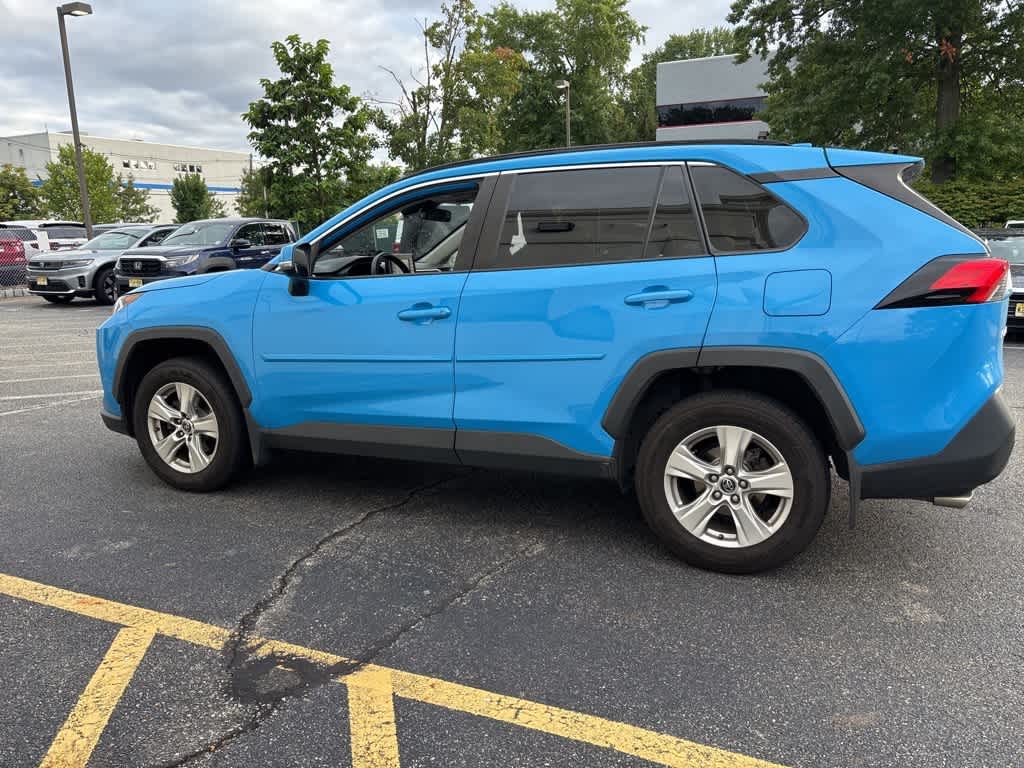 Thumbnail: 2019 Toyota RAV4 - 14