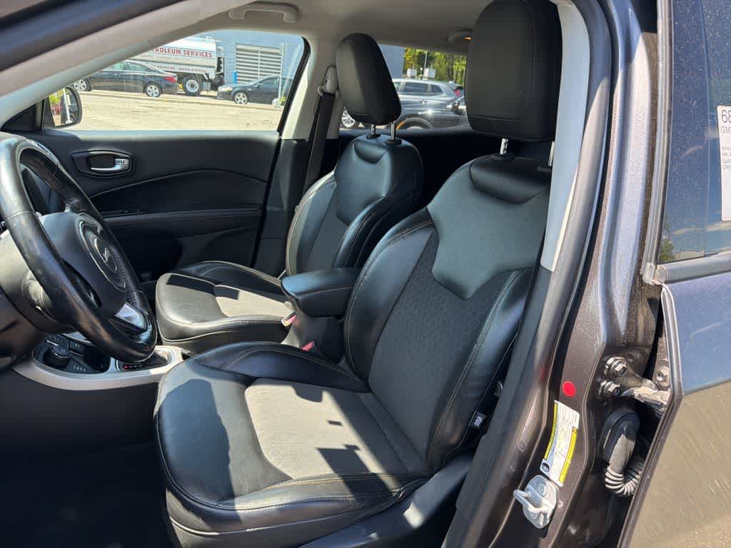 Thumbnail: 2018 Jeep Compass - 37