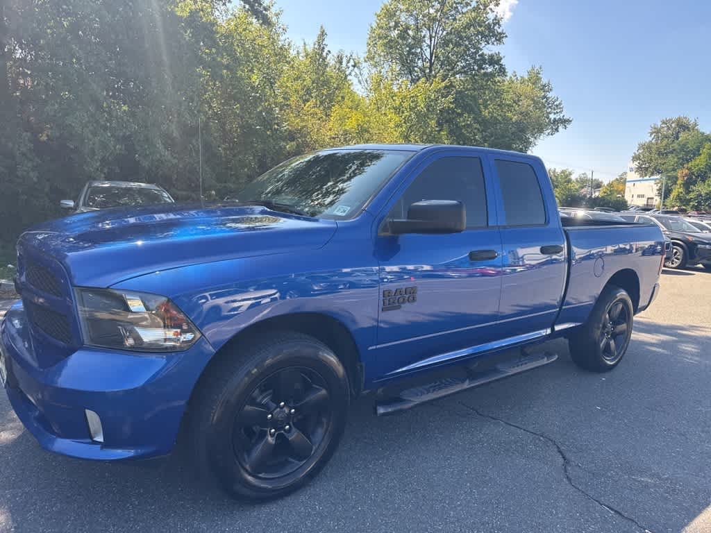 Thumbnail: 2019 RAM 1500 Classic - 3
