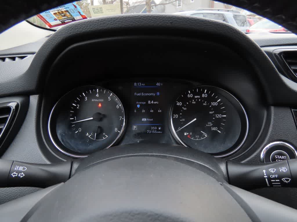 Thumbnail: 2020 Nissan Rogue Sport - 24