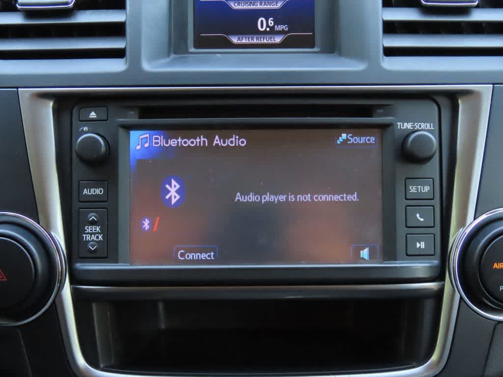 Thumbnail: 2013 Toyota Highlander - 21