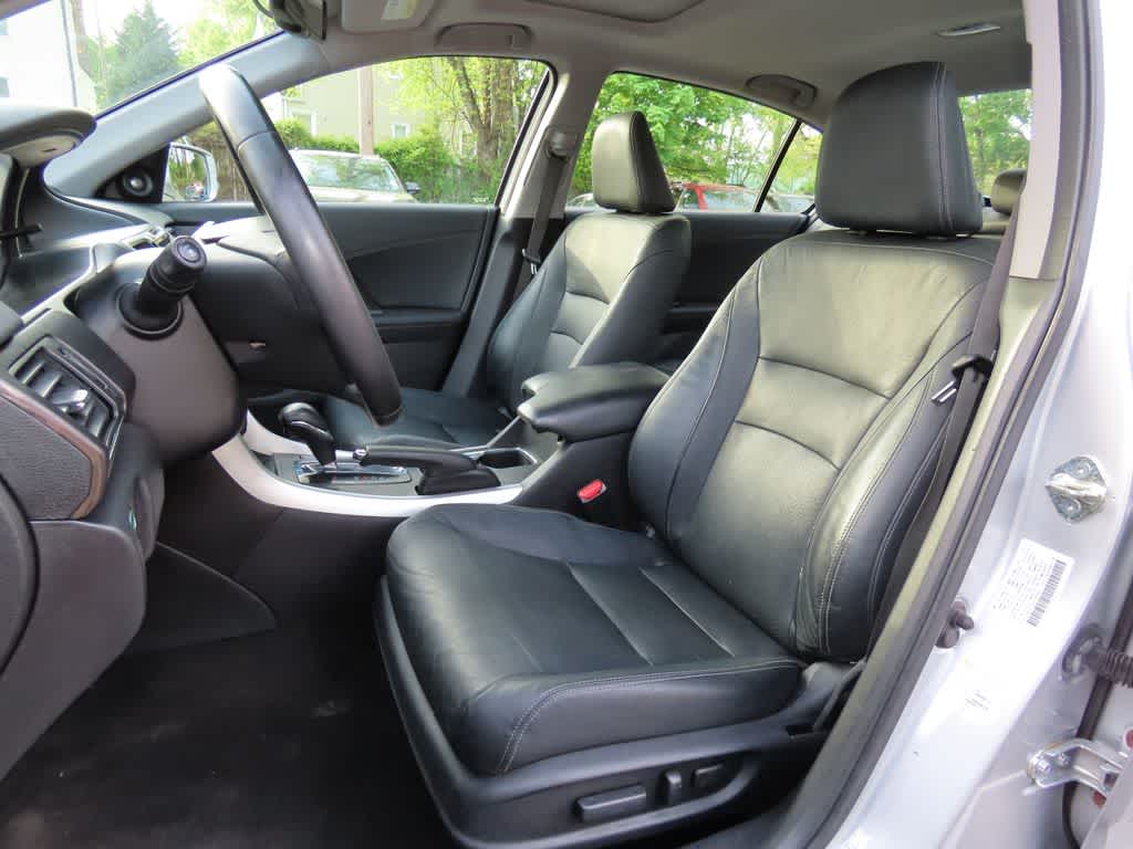 Thumbnail: 2013 Honda Accord - 11