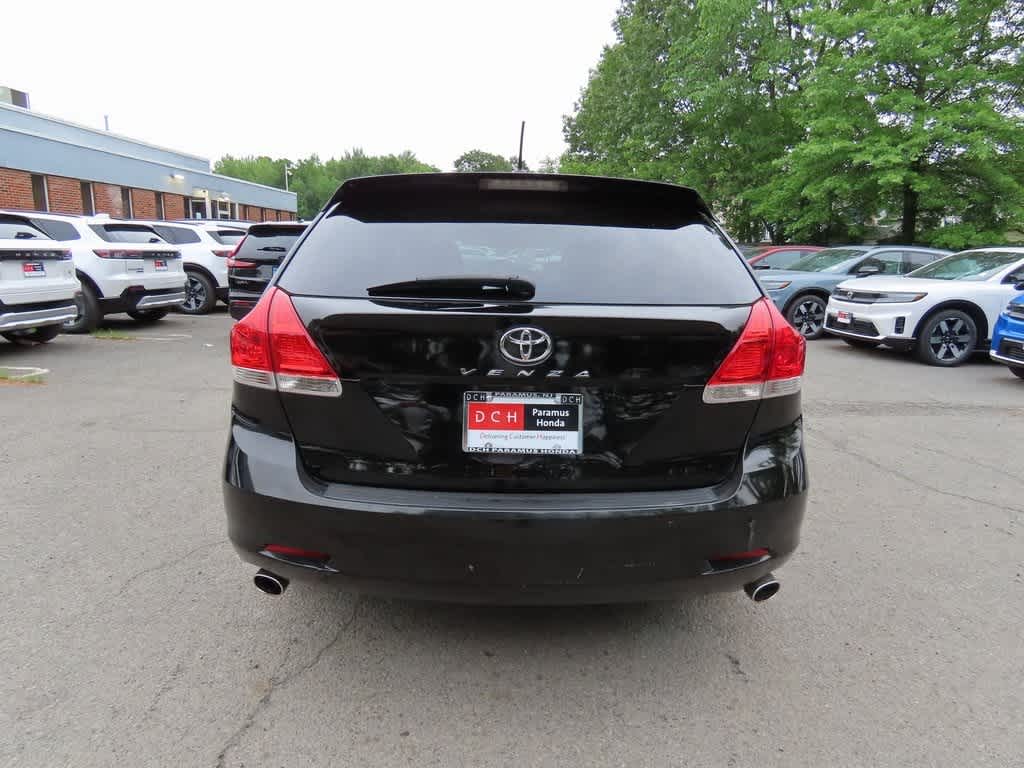 Thumbnail: 2010 Toyota Venza - 5