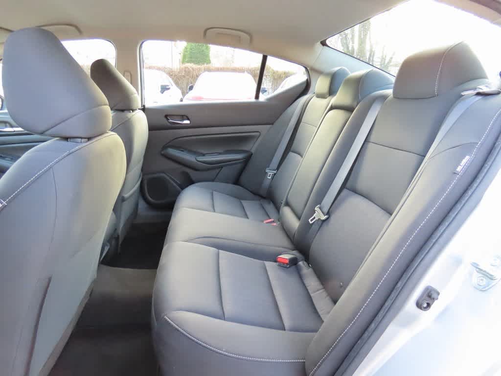 Thumbnail: 2022 Nissan Altima - 12