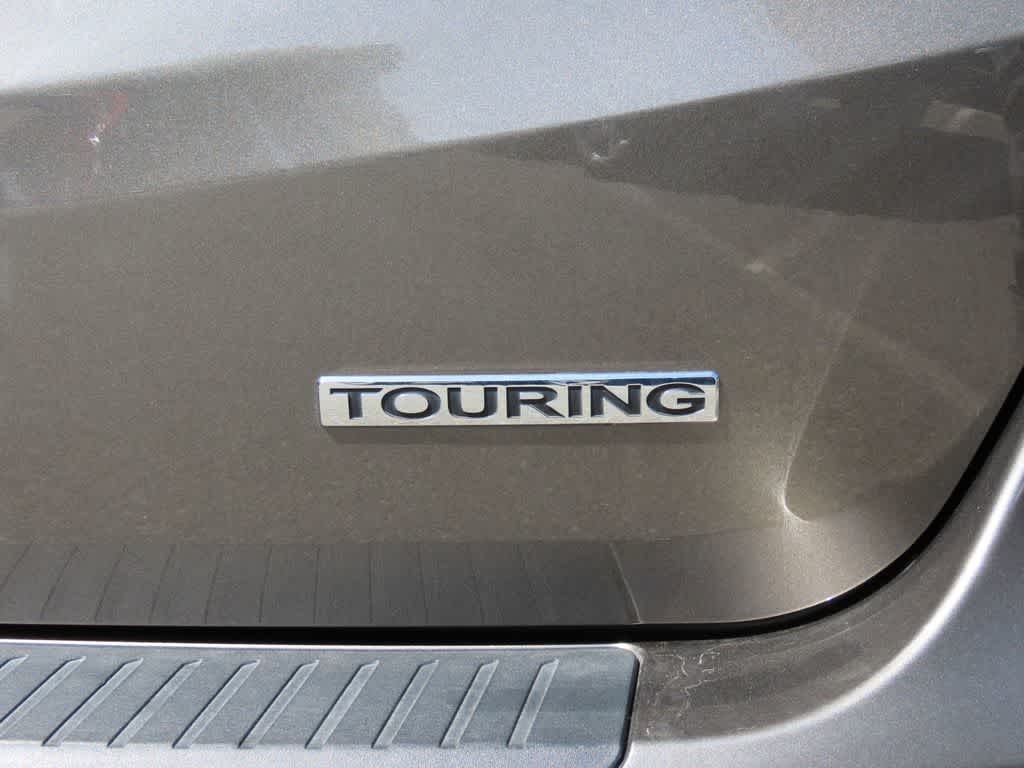 Thumbnail: 2018 Honda Odyssey - 8