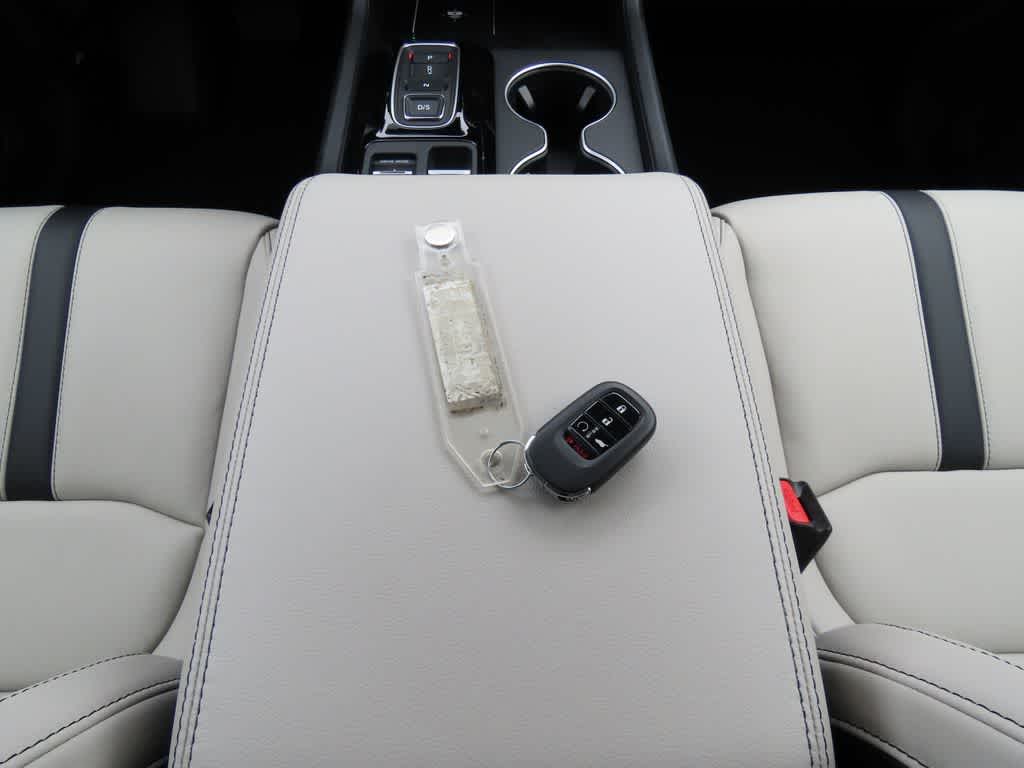 Thumbnail: 2026 Honda Pilot - 30