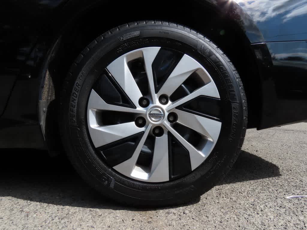 Thumbnail: 2020 Nissan Altima - 9