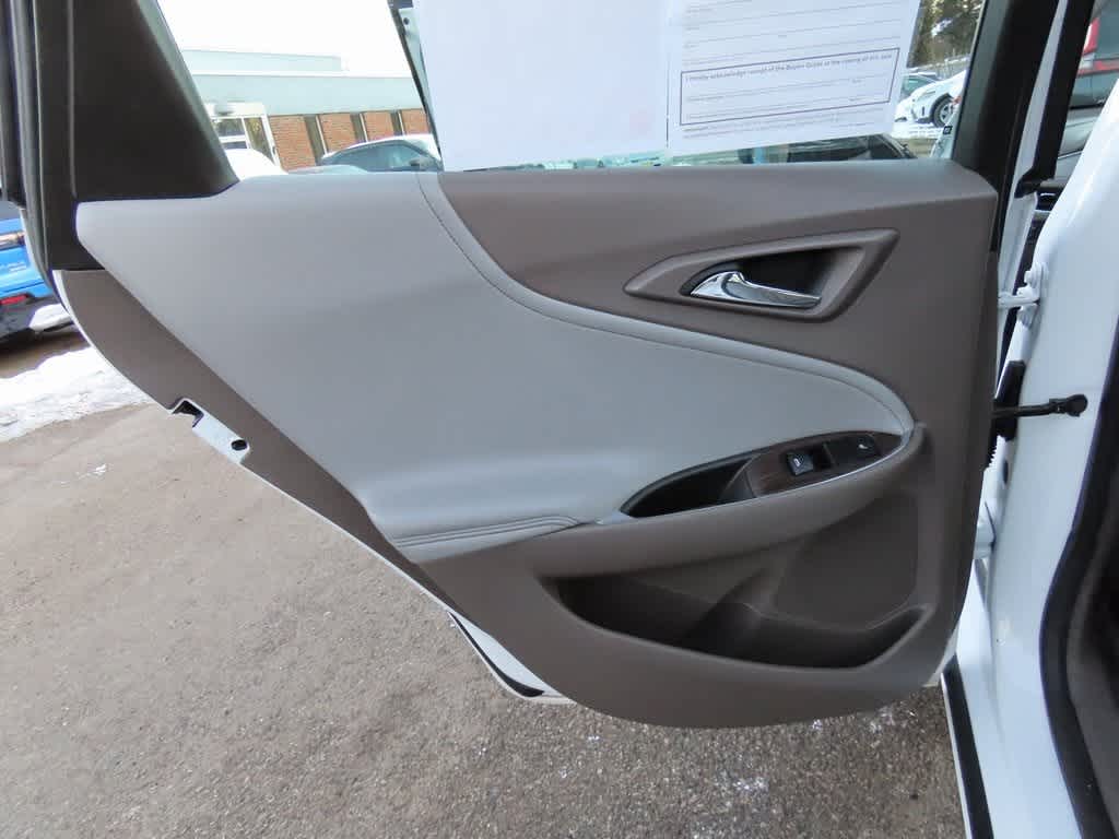 Thumbnail: 2019 Chevrolet Malibu - 18