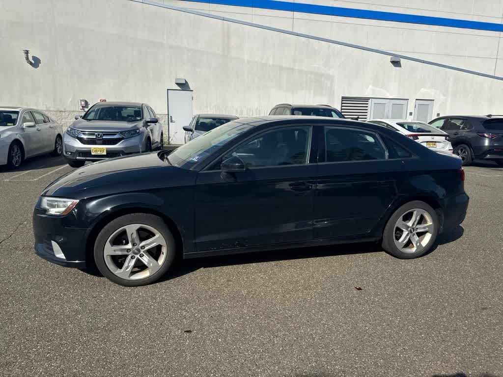 Thumbnail: 2017 Audi A3 - 2