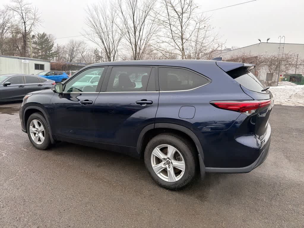 Thumbnail: 2021 Toyota Highlander - 7