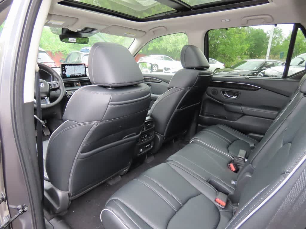 Thumbnail: 2025 Honda Pilot - 15