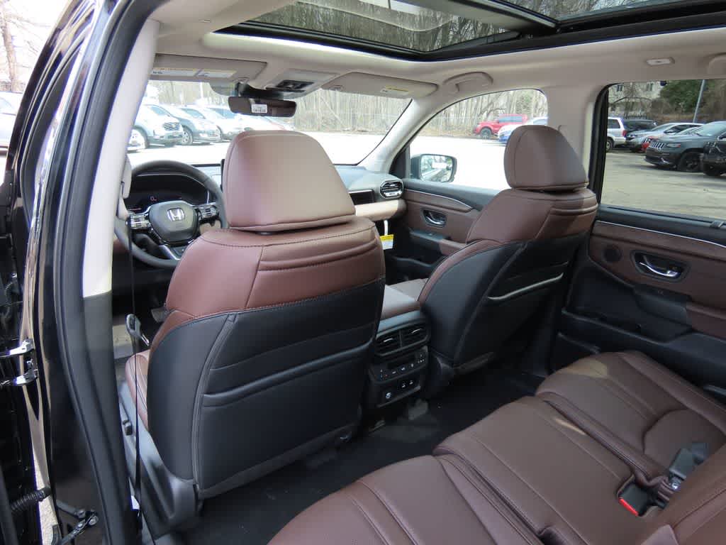 Thumbnail: 2026 Honda Pilot - 16