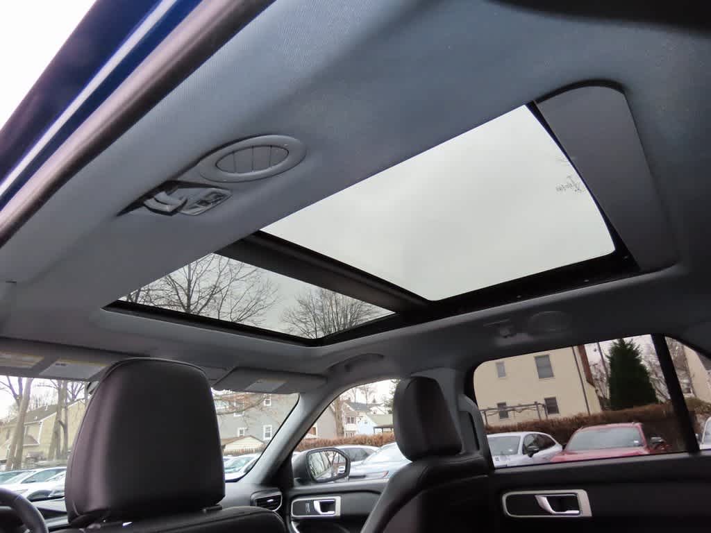 Thumbnail: 2020 Ford Explorer - 18