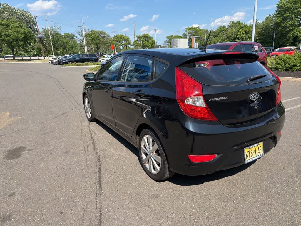 Thumbnail: 2014 Hyundai Accent - 10
