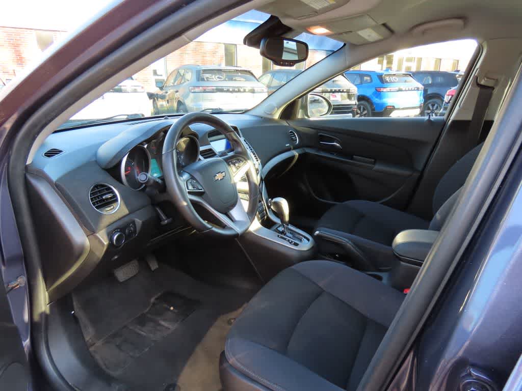 Thumbnail: 2014 Chevrolet Cruze - 2