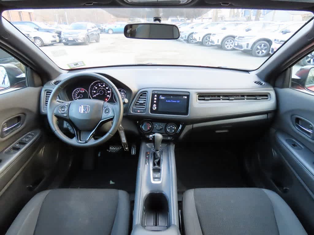 Thumbnail: 2019 Honda HR-V - 17