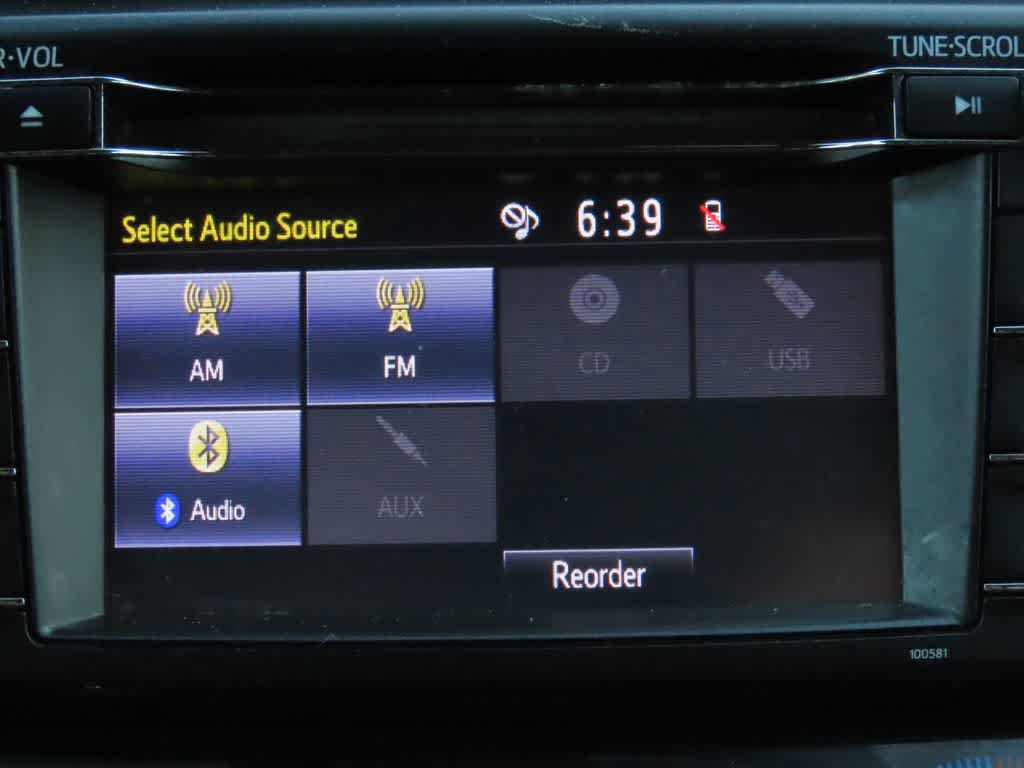 Thumbnail: 2018 Toyota RAV4 - 21