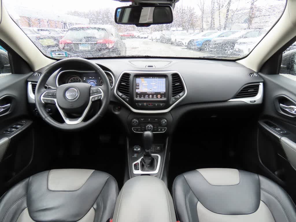 Thumbnail: 2014 Jeep Cherokee - 20