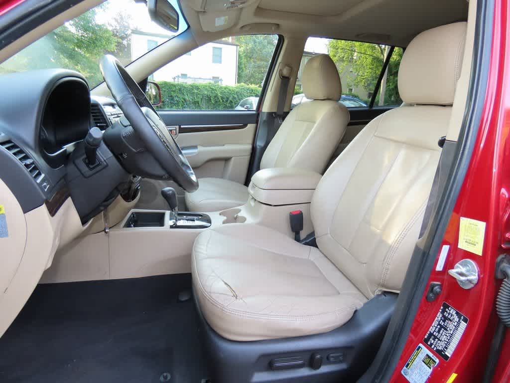 Thumbnail: 2011 Hyundai Santa Fe - 13