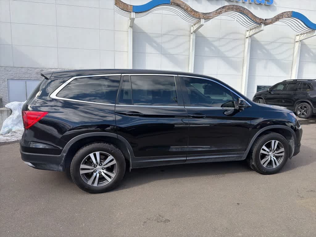 Thumbnail: 2018 Honda Pilot - 15