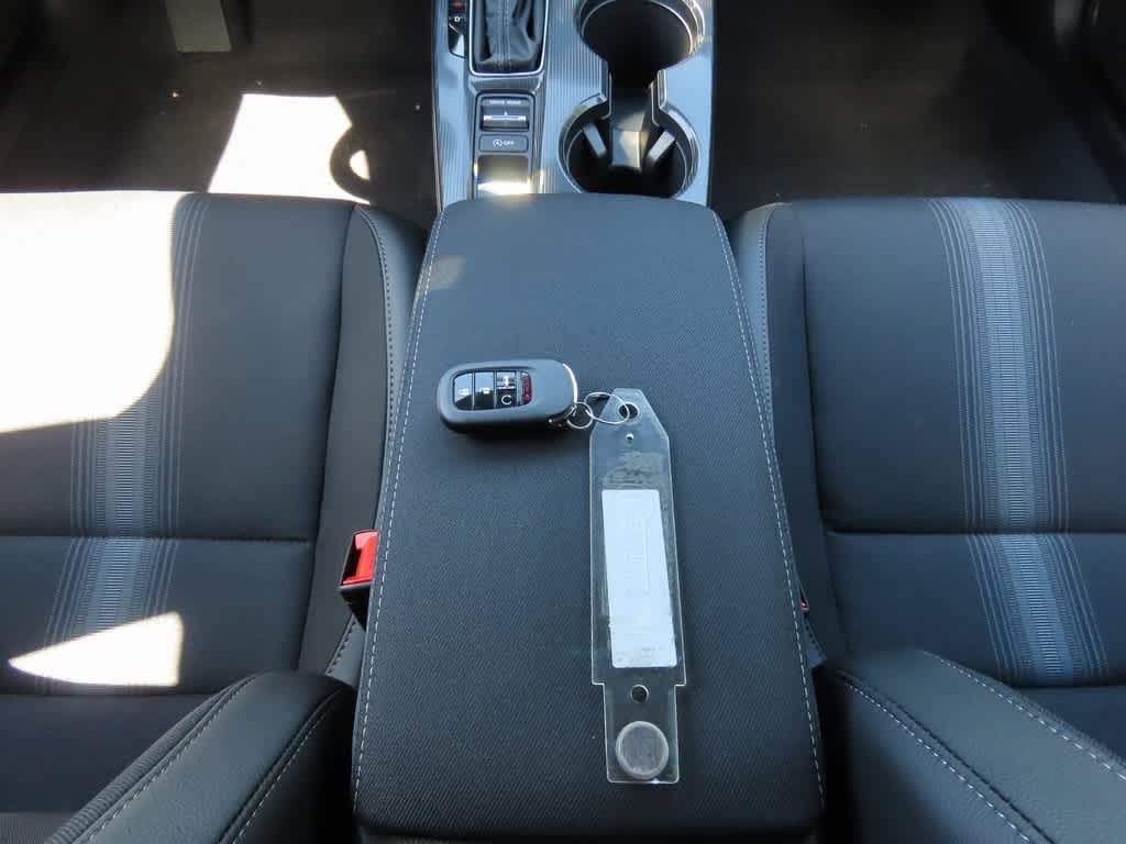 2025 Honda Civic Sport 22