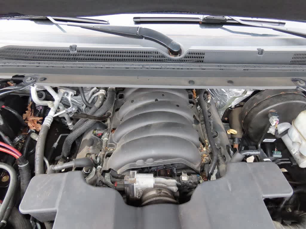 Thumbnail: 2017 Chevrolet Tahoe - 9