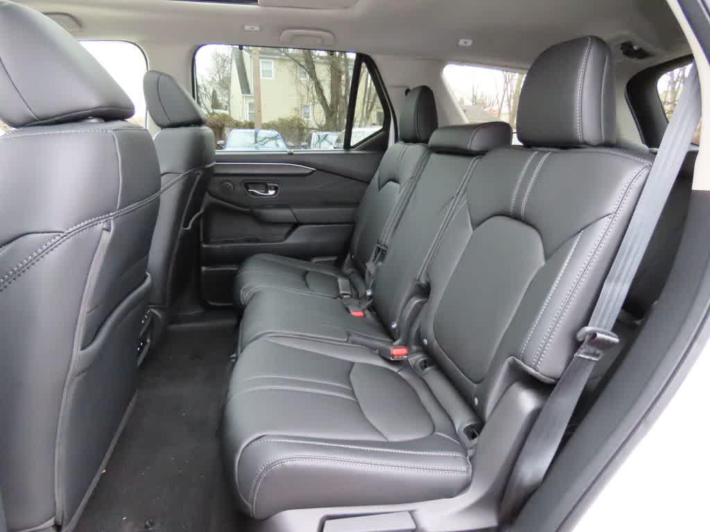 Thumbnail: 2026 Honda Pilot - 15