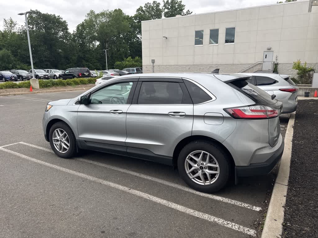 Thumbnail: 2023 Ford Edge - 11