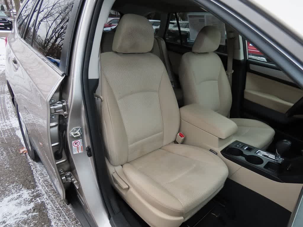 Thumbnail: 2016 Subaru Outback - 16