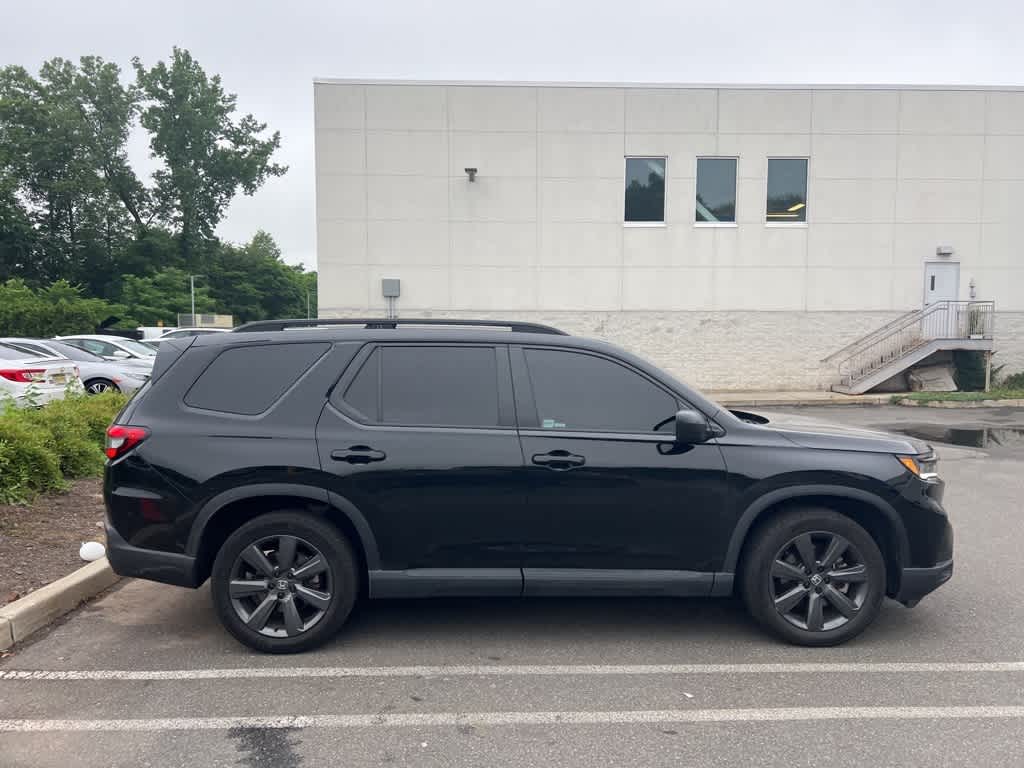 Thumbnail: 2024 Honda Pilot - 4