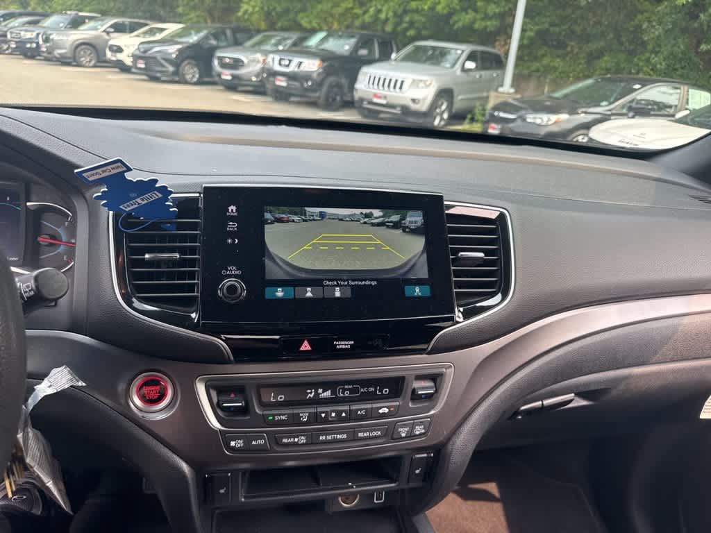 Thumbnail: 2022 Honda Pilot - 17