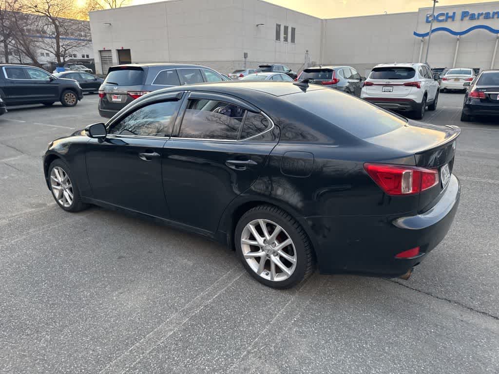 Thumbnail: 2012 Lexus IS - 18